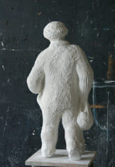 modern figurative sculpture selfzeroing